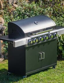 Gasmate Quasar 6 Burner BBQ (2)